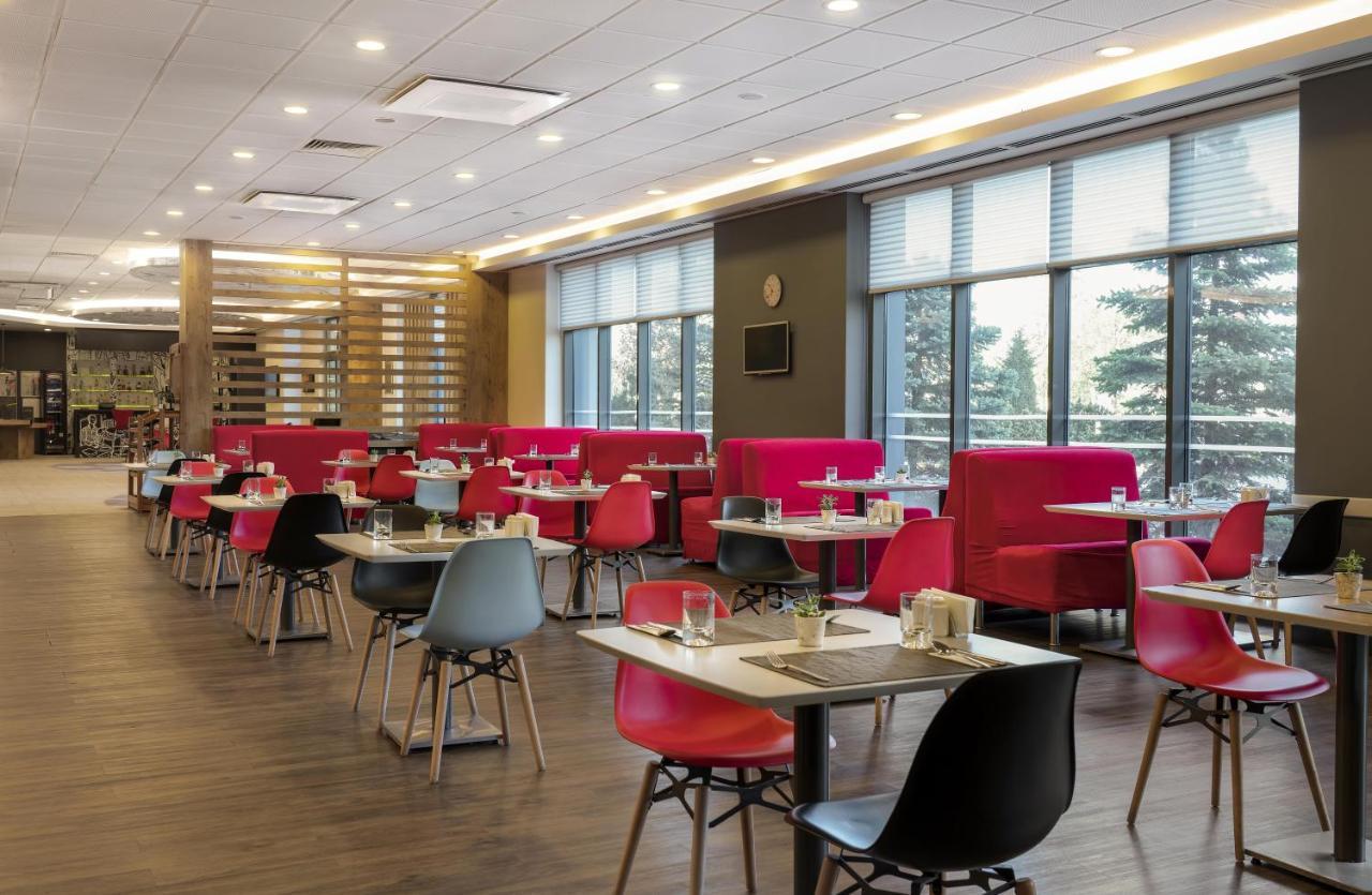 מלון Ibis Airport 3*
