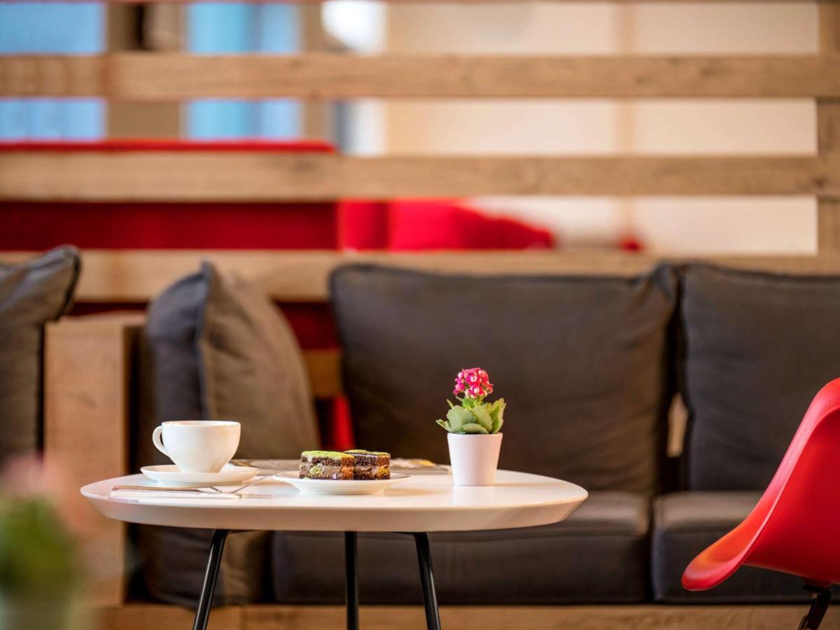 Ibis Airport מלון 3*