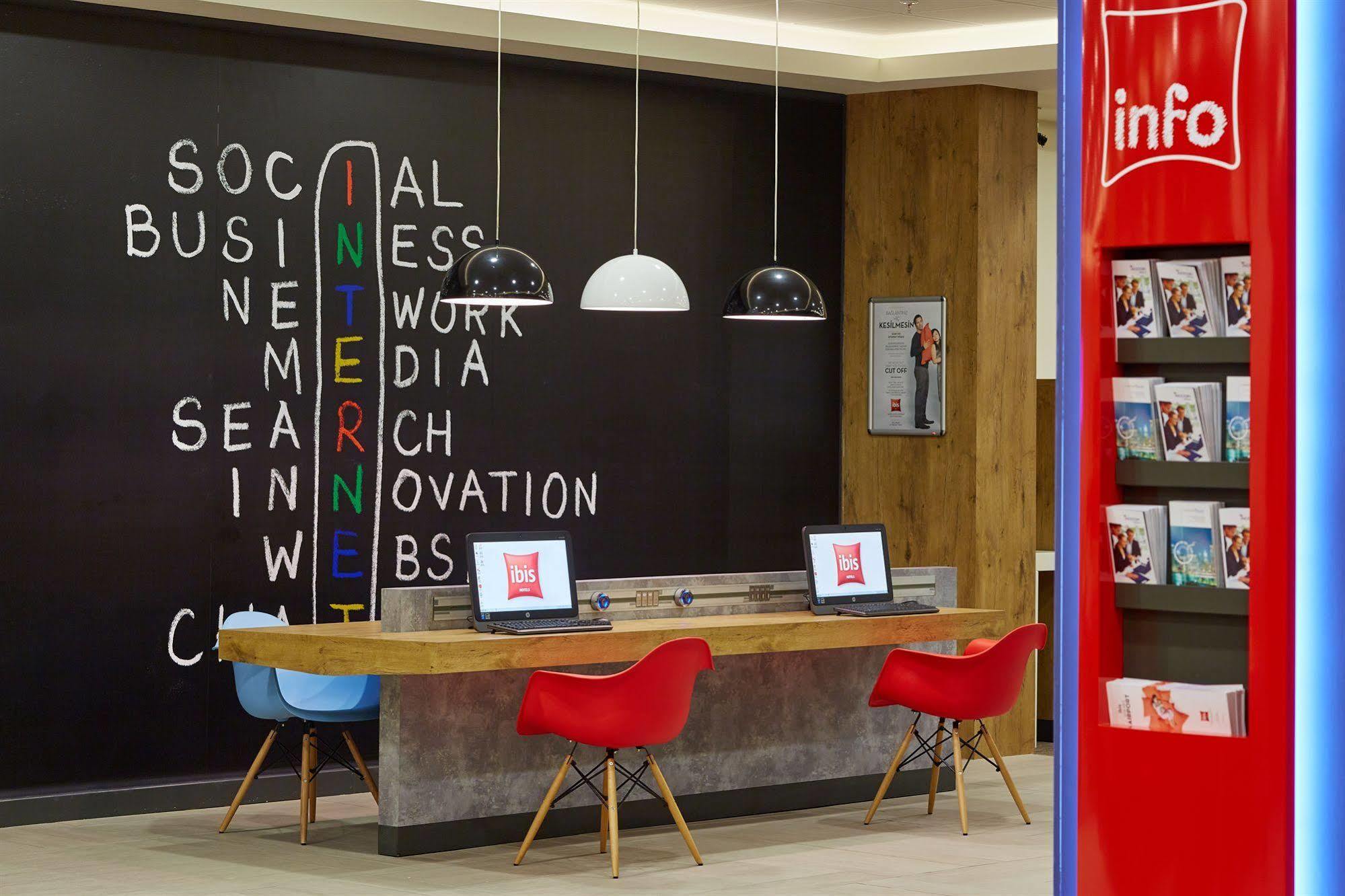 Ibis Airport Отель 3*